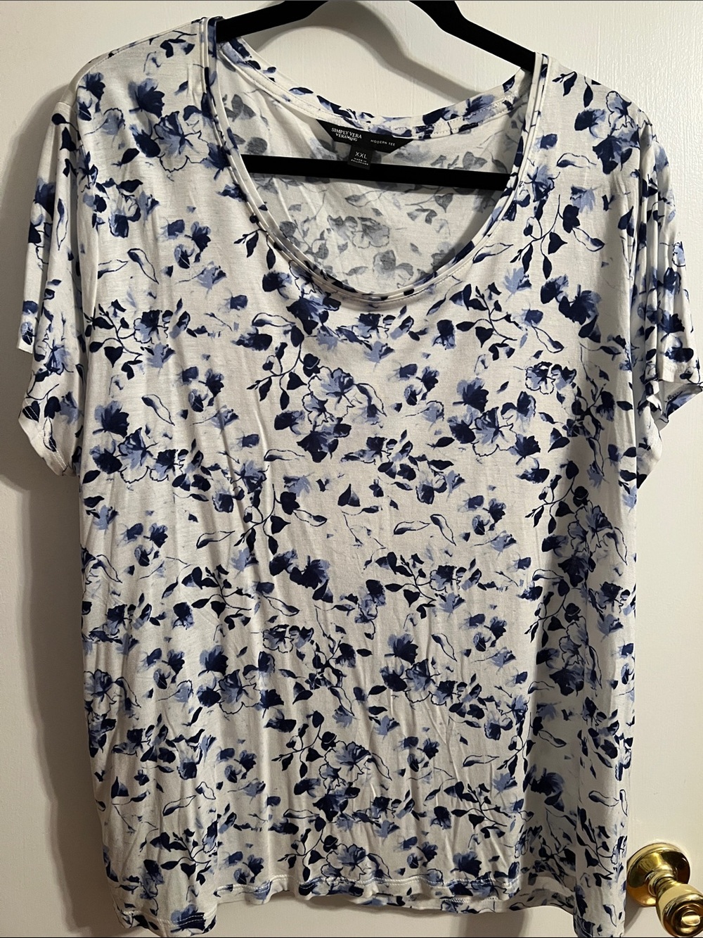 Simply Vera Women’s Blue Floral Scoop Neck Top - Size XXL